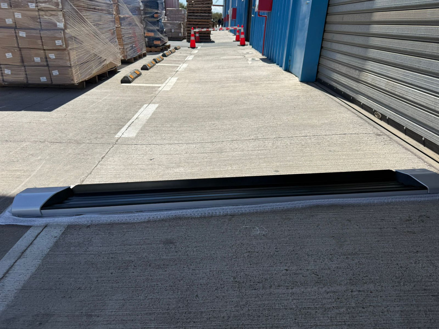 Pisaderas Mitsubishi L200